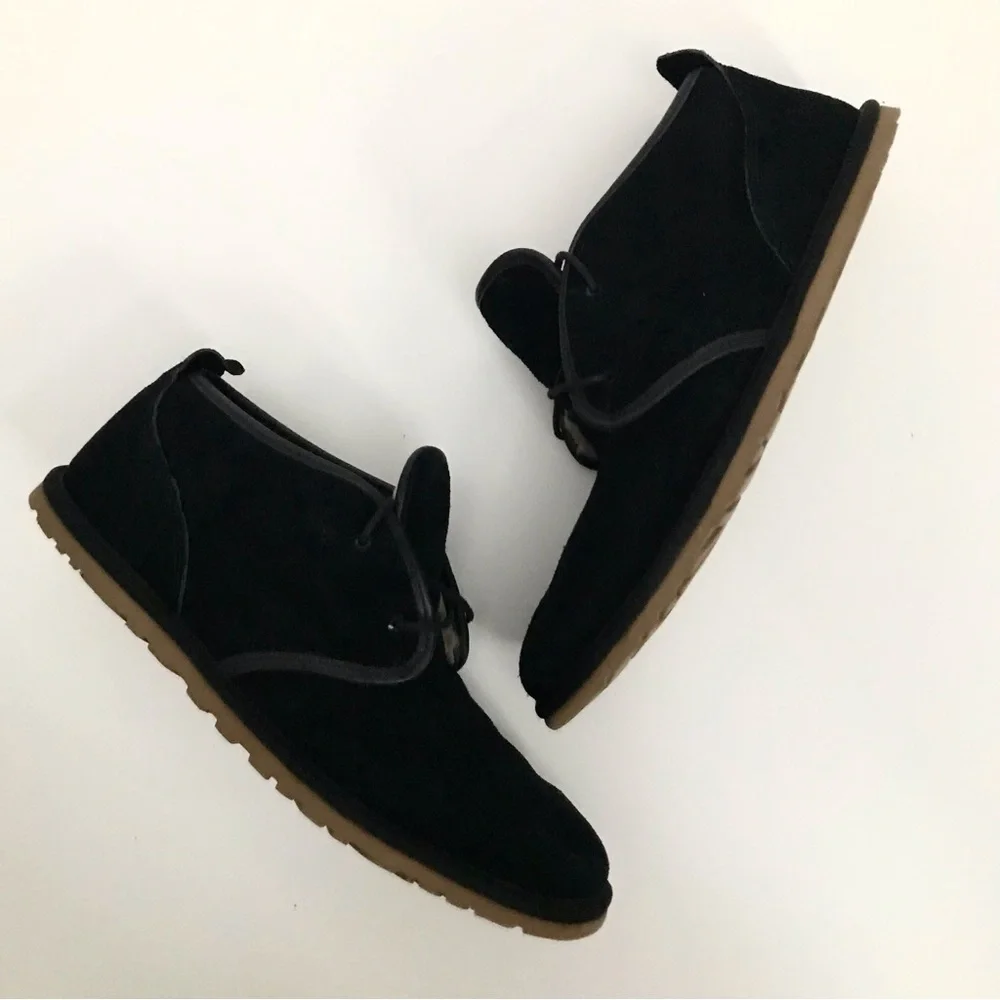 UGG Maksim Chukka Boot Black Suede